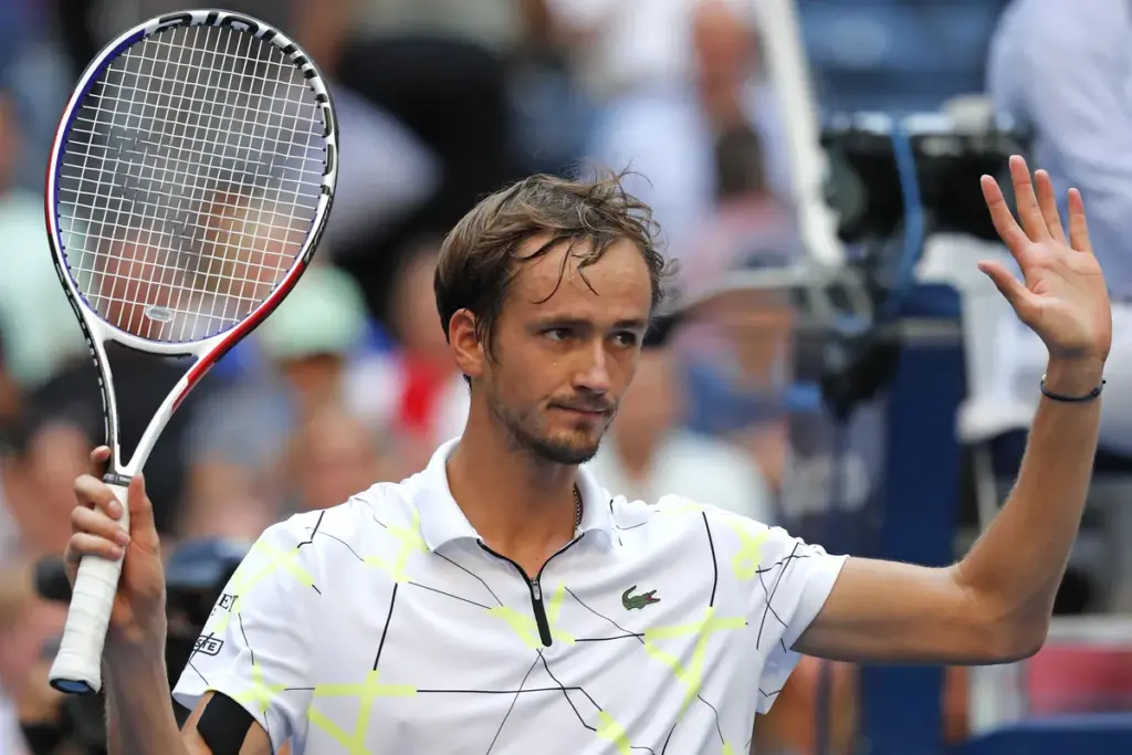 Daniil Medvedev Exits Miami Open After Shock Loss to Cerundolo