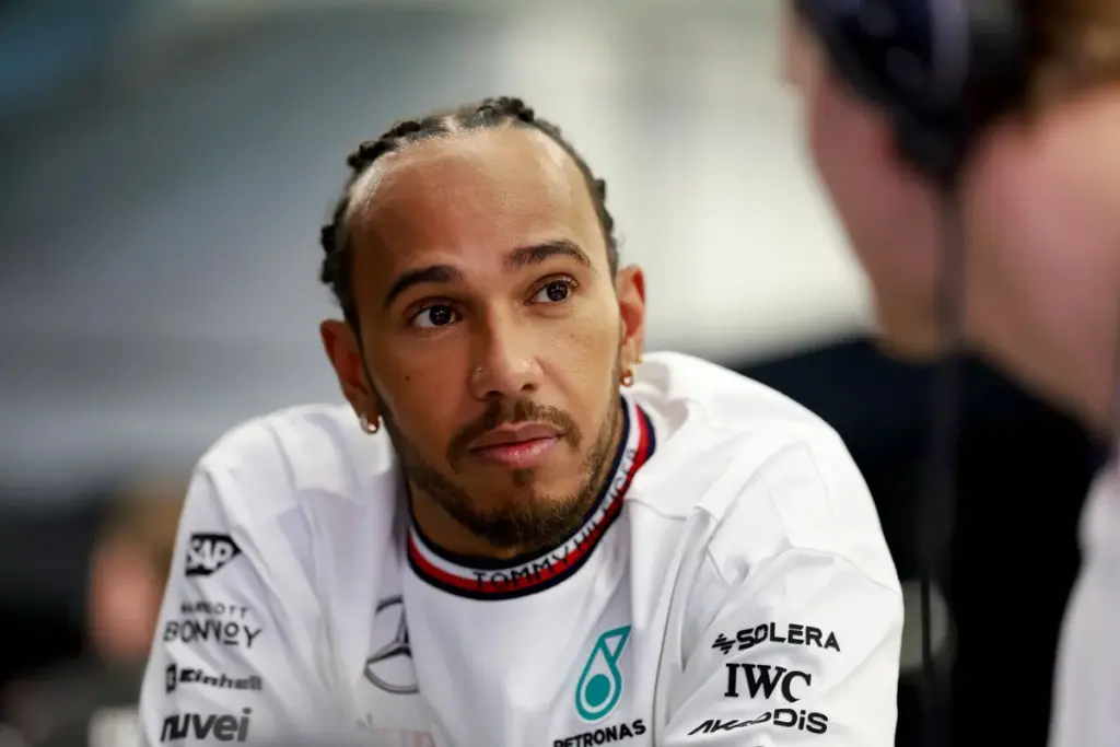 Lewis Hamilton Struggles at Suzuka as Kimi Antonelli Shines