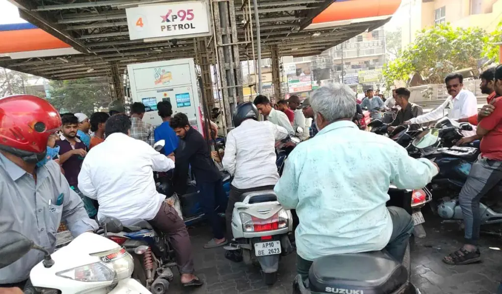 Petrol Shortage in Hyderabad
