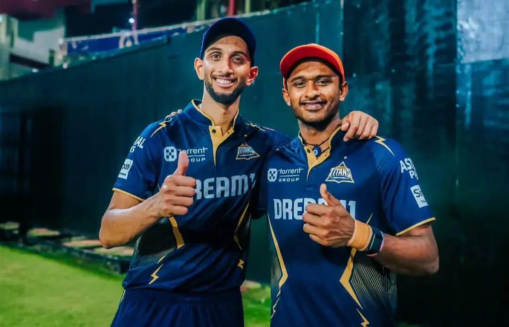 RCB vs SRH: Defending Champions Face Off