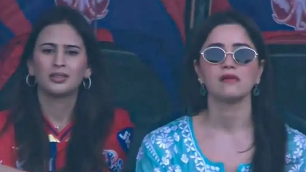 Sara Tendulkar Attends IPL 2026 Match