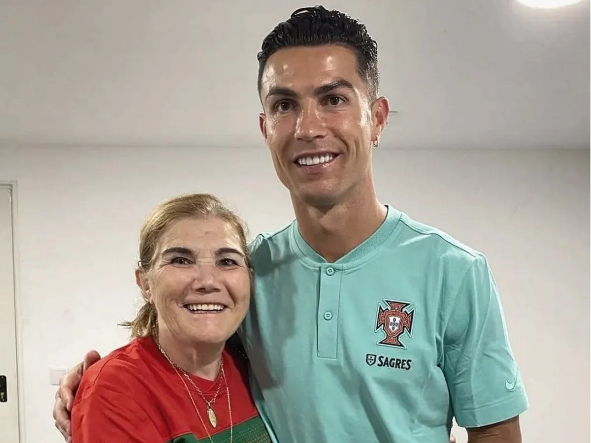 'So proud of my son': Dolores Aveiro's emotional message to son Cristiano Ronaldo goes viral - Hindustan Times