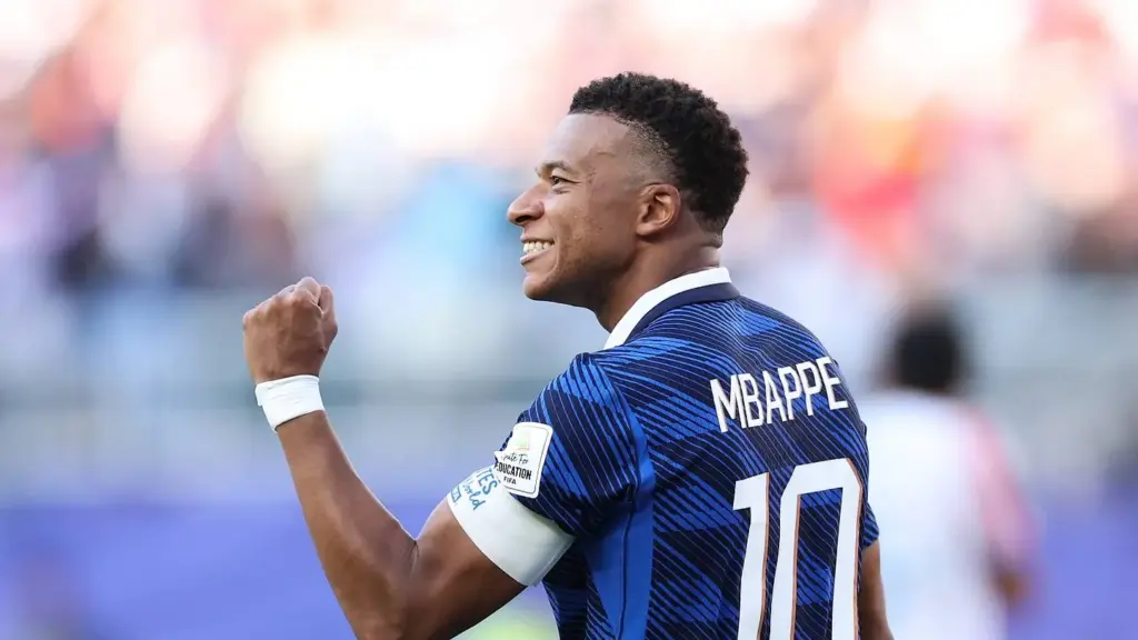 France advance to World Cup semi-finals, Mbappe injury concern addressed